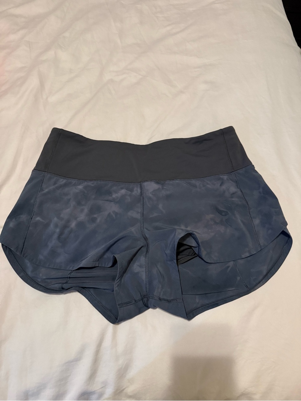 Lululemon speed up short size 10 gray tie dye
